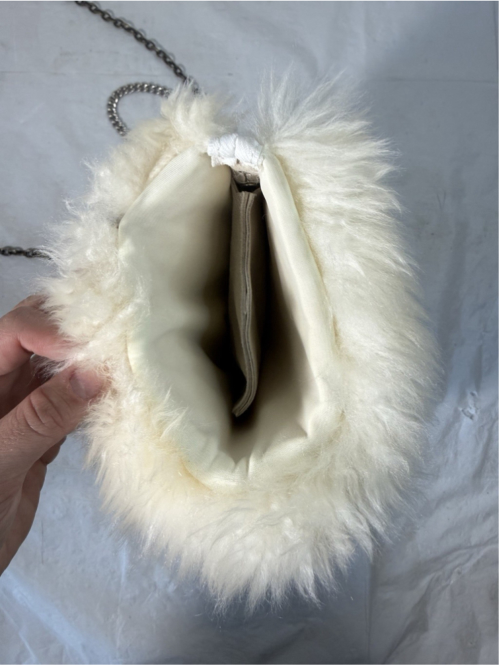 AUSTRALIA FLUFF MOMMA PURSE AND HANDMUFF crossbody shoulder bag - Picture 7 of 14